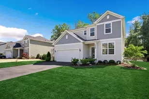 2220 Walnut Glen Blvd, Island Lake, IL 60042 - Photo 1