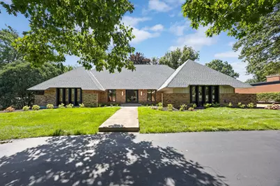 5 Heather Lane, Oak Brook, IL 60523 - Photo 1