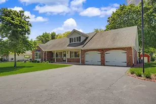 24364 S Volbrecht Rd, Crete, IL 60417 - Photo 1
