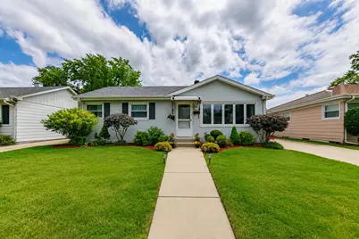 8737 S 51st Avenue, Oak Lawn, IL 60453 - Photo 1