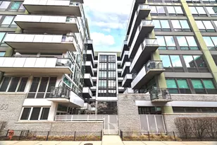 650 W Wayman St, Chicago, IL 60661 - Photo 1