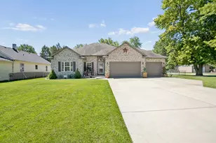 189 W Cermak Rd, Braidwood, IL 60408 - Photo 1