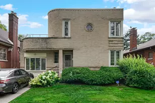 10122 S Bell Ave, Chicago, IL 60643 - Photo 1