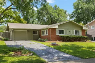2S603 Gray Ave, Lombard, IL 60148 - Photo 1