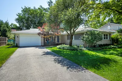 2013 Clover Road, Northbrook, IL 60062 - Photo 1