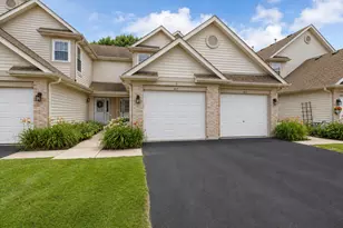 1827 Grove Ave, Schaumburg, IL 60193 - Photo 1