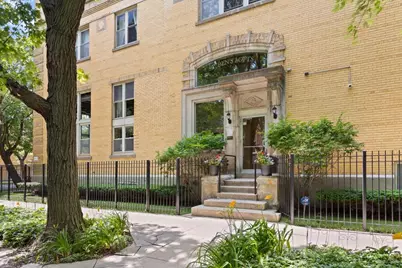 3900 N Claremont Avenue #103, Chicago, IL 60618 - Photo 1