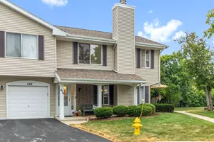 449 Old Surrey Rd, Hinsdale, IL 60521 - Photo 1