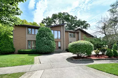 2005 Mallard Drive, Northbrook, IL 60062 - Photo 1