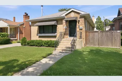940 N Oak Park Avenue, Oak Park, IL 60302 - Photo 1