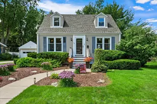68 S 3rd Ave, Lombard, IL 60148 - Photo 1