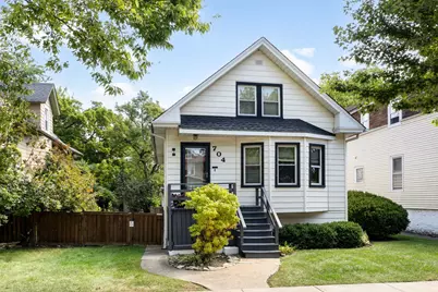 704 S Harvey Avenue, Oak Park, IL 60304 - Photo 1