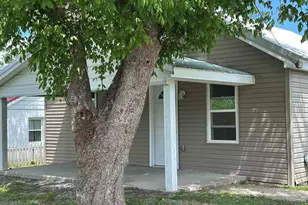 329 N Broadway Ave, Orangeville, IL 62939 - Photo 1