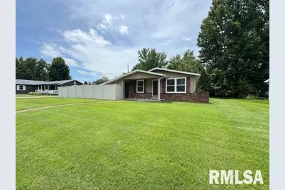 521 S 5th Street, Herrin, IL 62948 - Photo 1