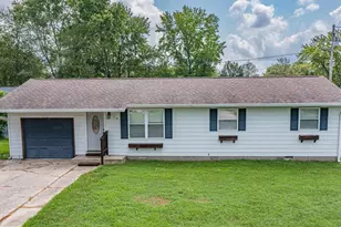 518 Roddy Rd, Salem, IL 62881 - Photo 1