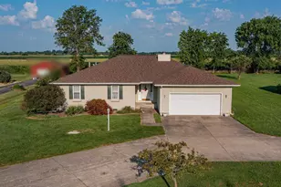 111 Hawthorn Estates Rd, Salem, IL 62881 - Photo 1