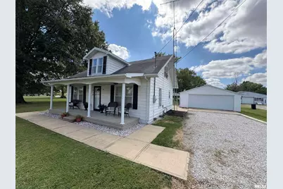 619 E 1st Street, Kinmundy, IL 62854 - Photo 1