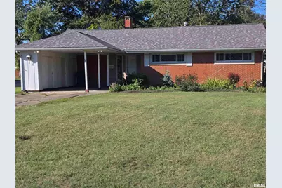 32 Circle Drive, Centralia, IL 62801 - Photo 1