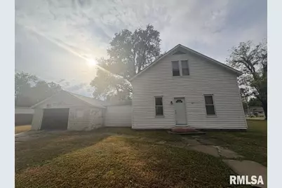 104 S Jefferson Street, Centralia, IL 62801 - Photo 1
