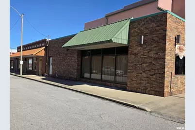 122 W Main Street, Salem, IL 62881 - Photo 1