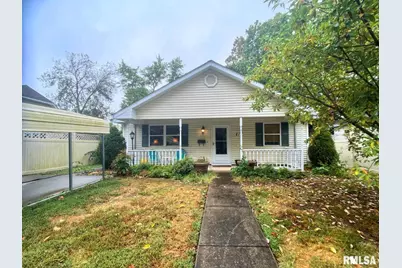 617 N 10th Street, Herrin, IL 62948 - Photo 1