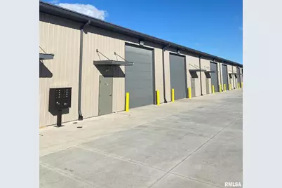 6021 Valley Drive #6025, Bettendorf, IA 52722 - Photo 1