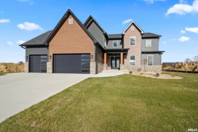 1816 E 59th Court, Davenport, IA 52807 - Photo 1