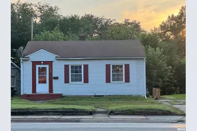 2368 11th Street, Rock Island, IL 61201 - Photo 1