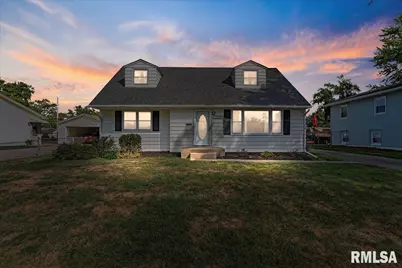 563 33rd Avenue, East Moline, IL 61244 - Photo 1