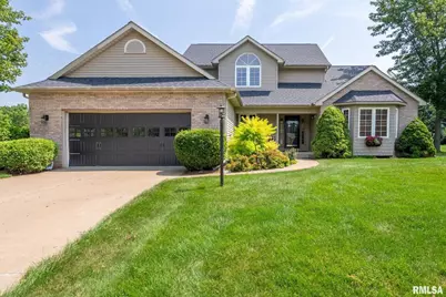 17 Dexter Boulevard, Eldridge, IA 52748 - Photo 1