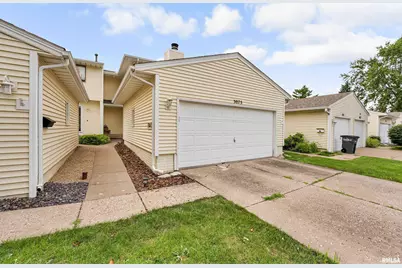 3075 Willowwood Drive, Bettendorf, IA 52722 - Photo 1