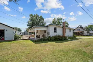 702 Eaton St, Savanna, IL 61074 - Photo 1