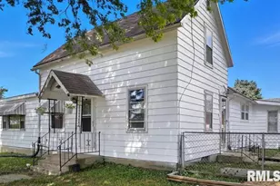 17684 W Eagle Point Rd, Polo, IL 61064 - Photo 1