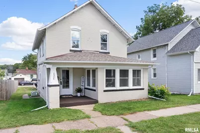 2326 5th Street, Moline, IL 61265 - Photo 1