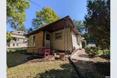 1930 11th Avenue #A, Moline, IL 61265 - Photo 1