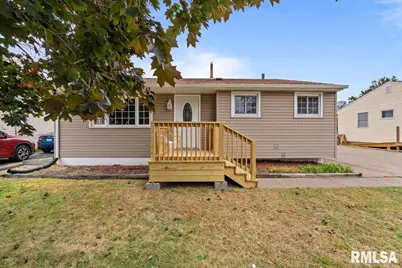 5017 44th Avenue, Moline, IL 61265 - Photo 1