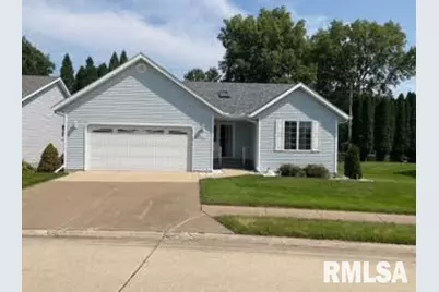 2011 Villa Pines Circle, Carbon Cliff, IL 61239 - Photo 1