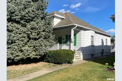 1318 N 10th Street, Quincy, IL 62301 - Photo 1