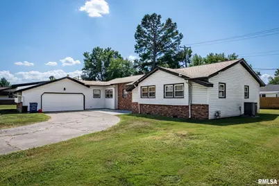 902 Fairlane Drive, Marion, IL 62959 - Photo 1