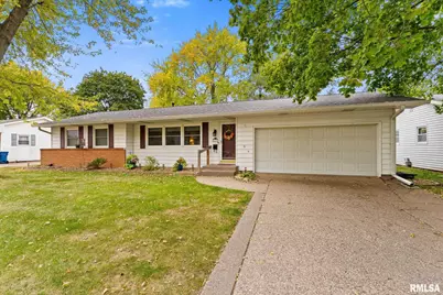 612 12th Street, Silvis, IL 61282 - Photo 1