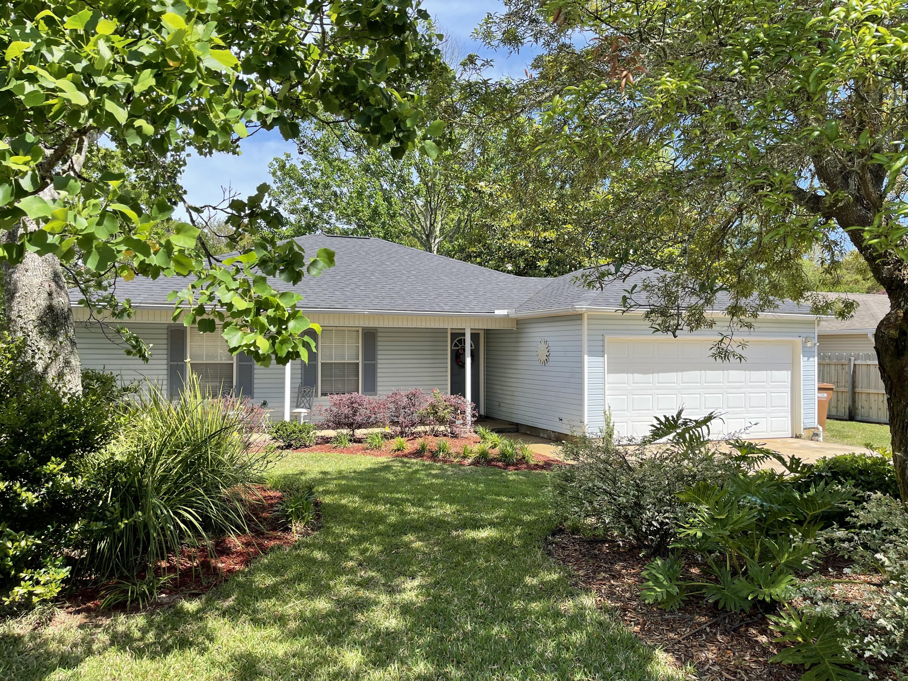 1516 Oak Dr, Gulf Breeze, FL 32563 MLS 898255 Coldwell Banker