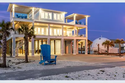 8082 Gulf Boulevard, Navarre, FL 32566 - Photo 1