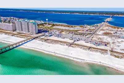 8522 Gulf Boulevard #APT 36, Navarre, FL 32566 - Photo 1