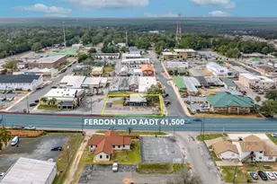 252 N Ferdon Blvd N, Crestview, FL 32536 - Photo 1