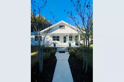 3302 E Lloyd Street E, Pensacola, FL 32503 - Photo 1
