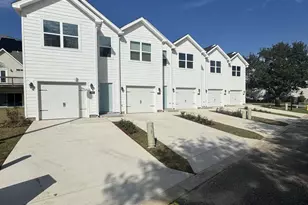 2897 Leah's Ln, Navarre, FL 32566 - Photo 1