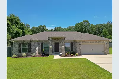 305 E Kingsfield Road E, Cantonment, FL 32533 - Photo 1