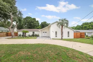 519 Kelly St, Destin, FL 32541 - Photo 1