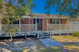 1648 Ocean Breeze Ln, Gulf Breeze, FL 32563 - Photo 1