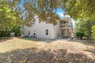 3202 Redwood Ln, Gulf Breeze, FL 32563 - Photo 1